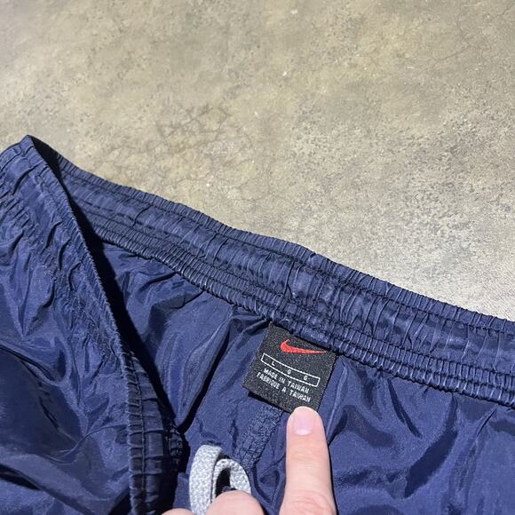 Vintage 90s Nike Navy Thin Windbreaker Sweatpants 36x33 - Picture 3 of 3